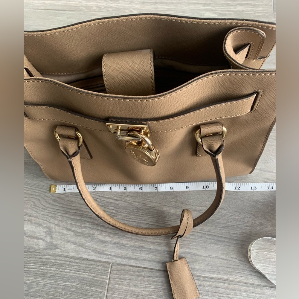 Michael Kors Hamilton Beige Saffiano Leather Satchel, Gold Chain Accent and Lock - Picture 11 of 15